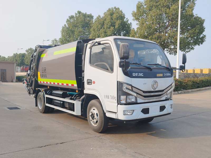 楚胜牌CSC5075ZYS6A型压缩式垃圾车