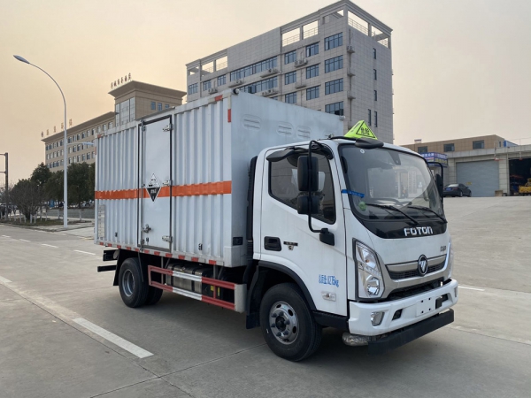 楚胜牌CSC5088XFWB6腐蚀性物品厢式运输车