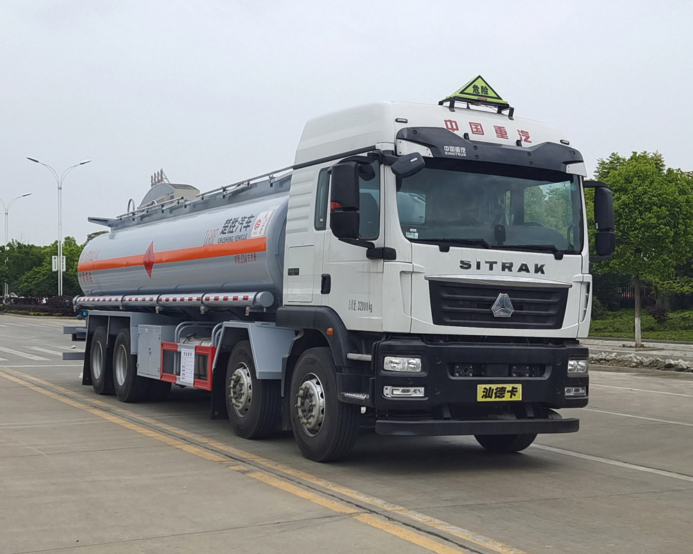 楚胜牌CSC5326GYYZK6A型运油车