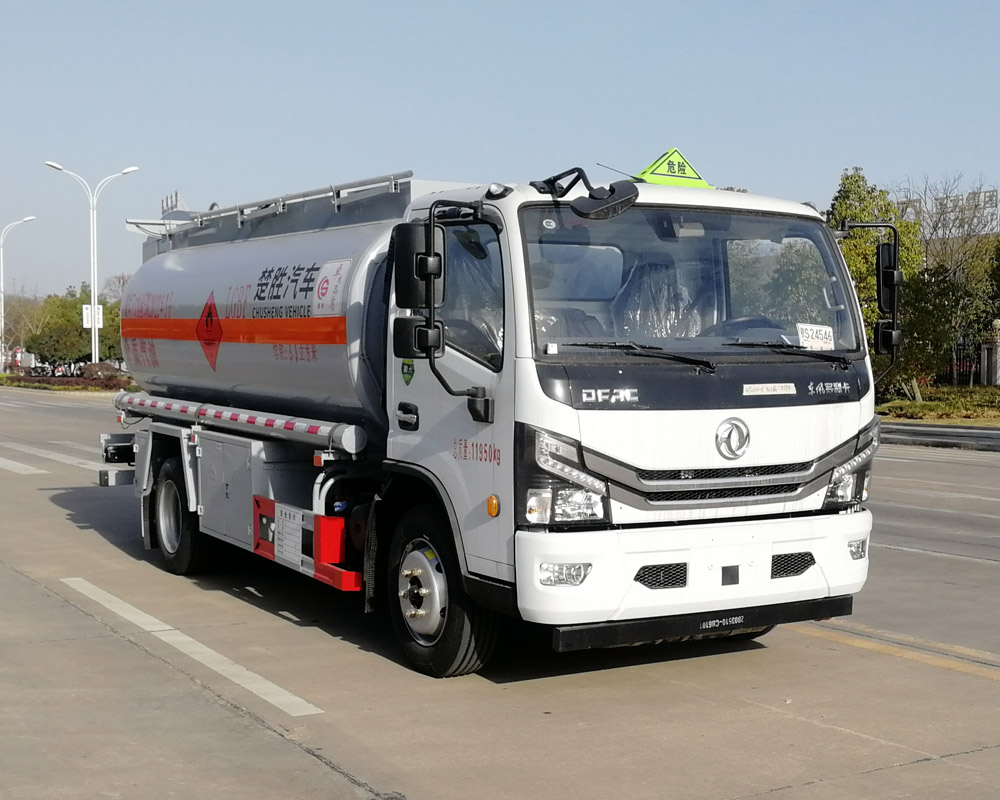 楚胜牌CSC5125GYY6型运油车